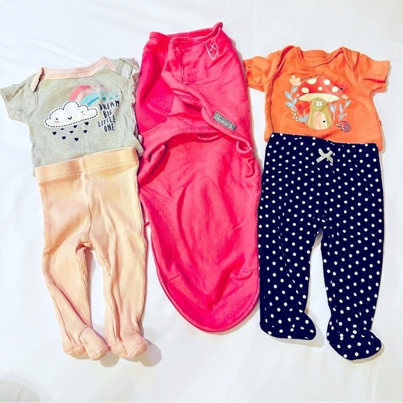 Baby Girl 5 Piece Bundle 0-3 mth Swaddle Me Swaddle, 2 Onesies, 2 Footed Pants - Picture 1 of 8